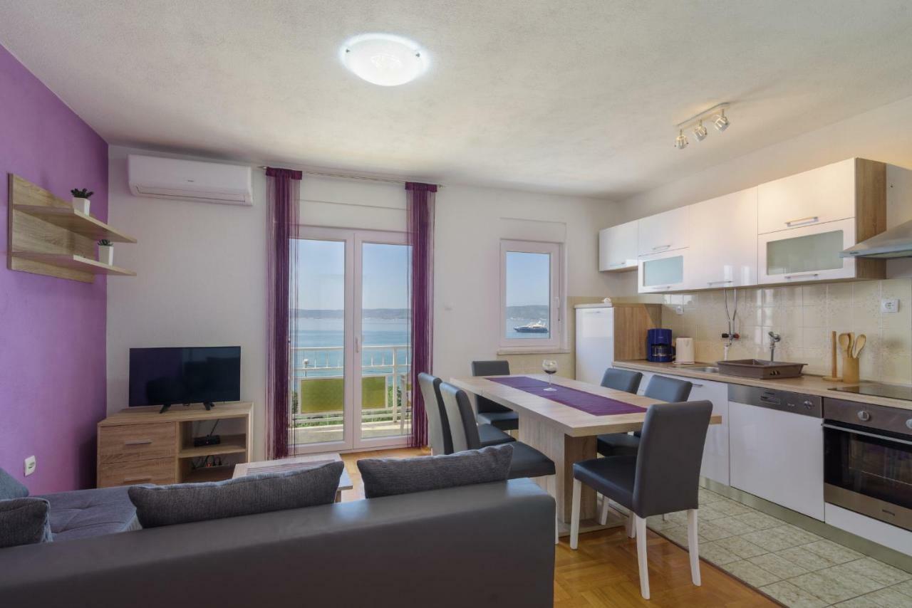 Renic Apartmani Kaštela Esterno foto